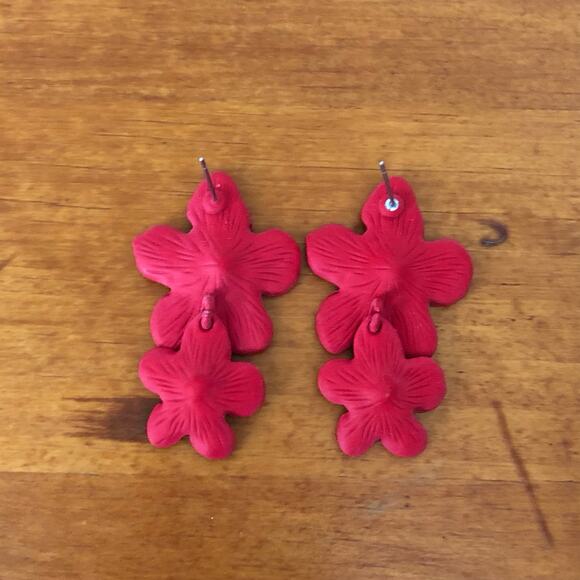 Boho Chic Hippie Red Hibiscus Tropical Pretty Flower Statement Post Earrings - Picture 5 of 8